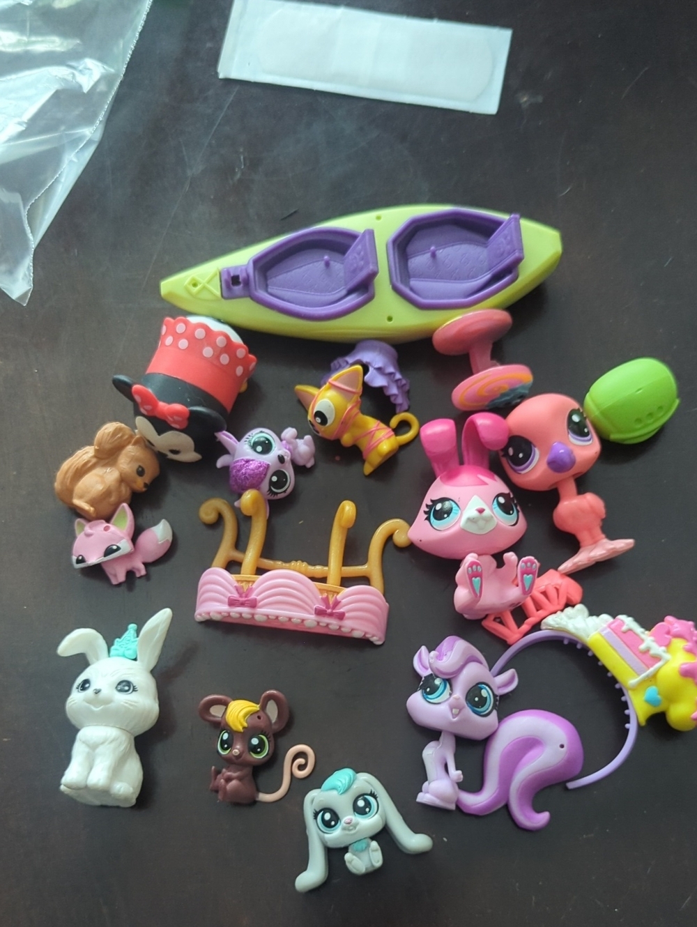 Littlest Pet Shop And Other Small Toys/Accessories